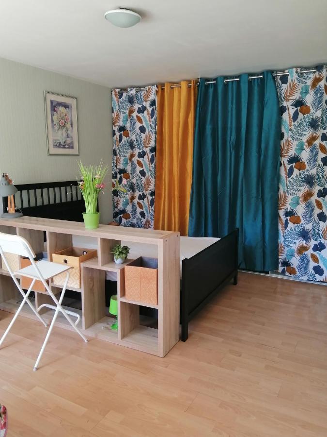 Kievaille Lejlighed Plaisir Eksteriør billede